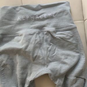 Alphalete aero legging